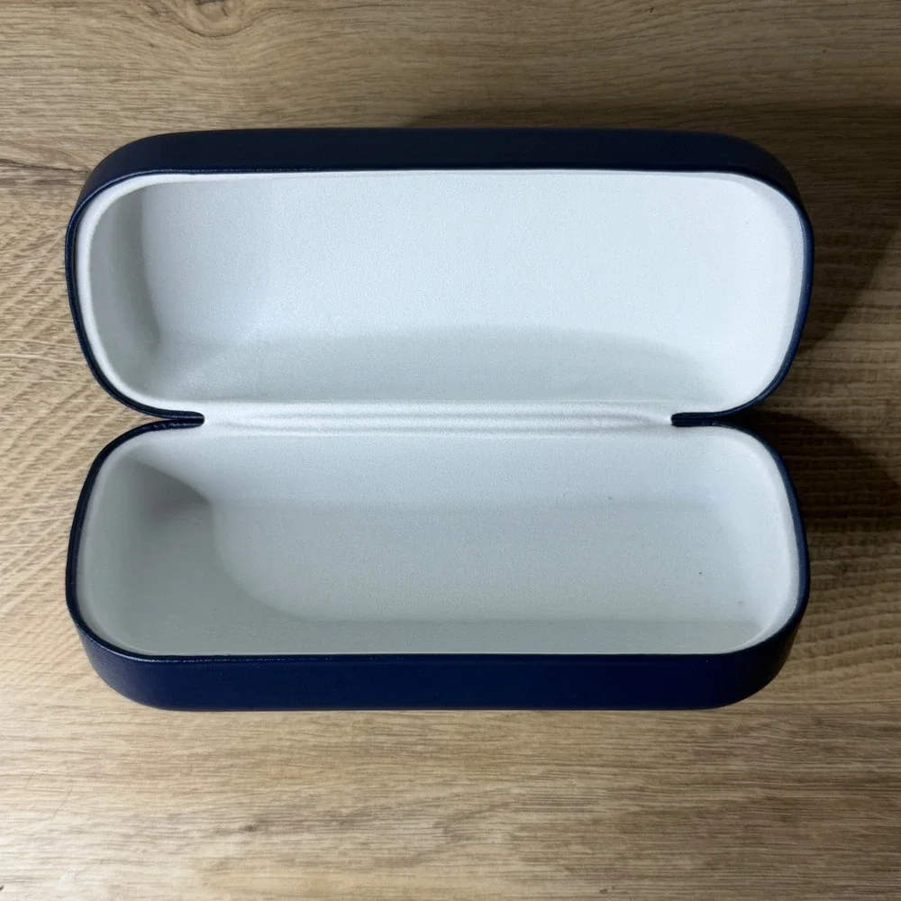 Lacoste‎ Navy Eyeglass Case Clamshell Sunglasses Holder Preppy Minimalist Luxe